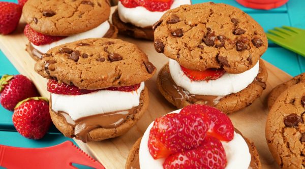 Chocolate Chip Cookie Strawberry S’mores
