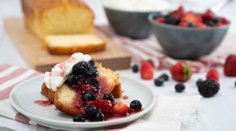 macerated berries loaf cake