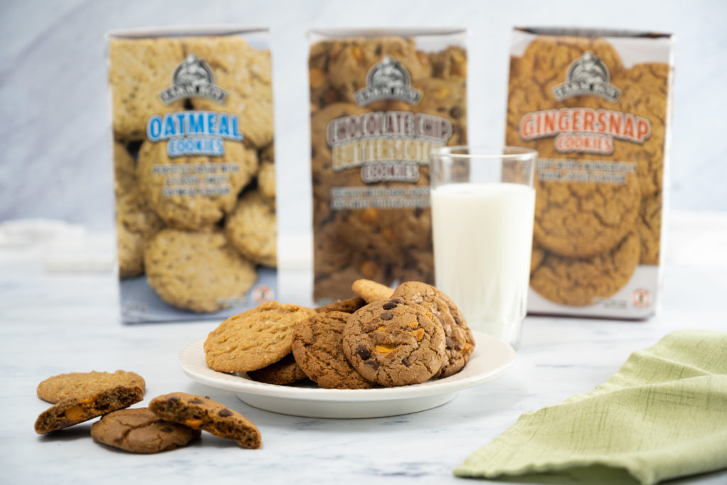 Slow-baked in small batches, these crispy, crunchy cookies also happen to be peanut- and tree nut-free, making them a sweet find for those with allergies! A new addition to our ever-expanding lineup of Farm Boy cookies, we have three decadent flavours: Chocolate Chip Butterscotch, Gingersnap, and Oatmeal.
